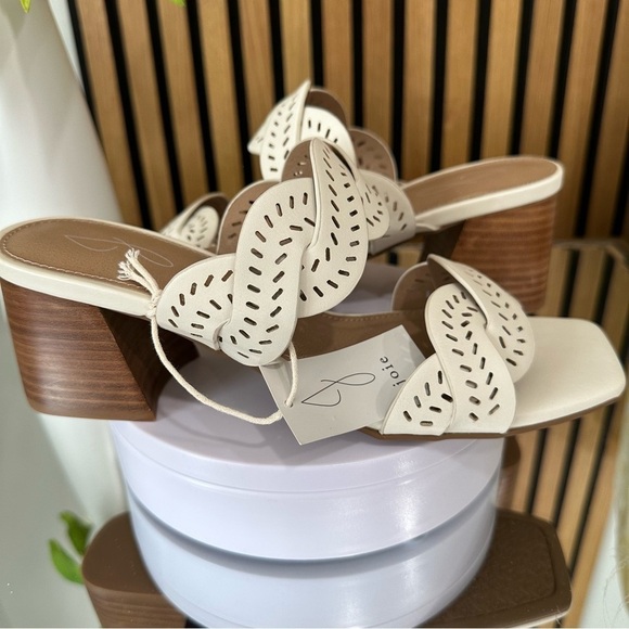 Joie Society Heeled Ivory Sandals Size 7.5 are NEW WITH TAGS - Picture 3 of 5